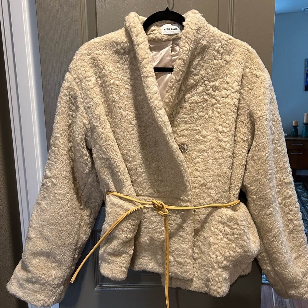 Atelier Delphine Women's Beige Fluffy Wrap Jacket